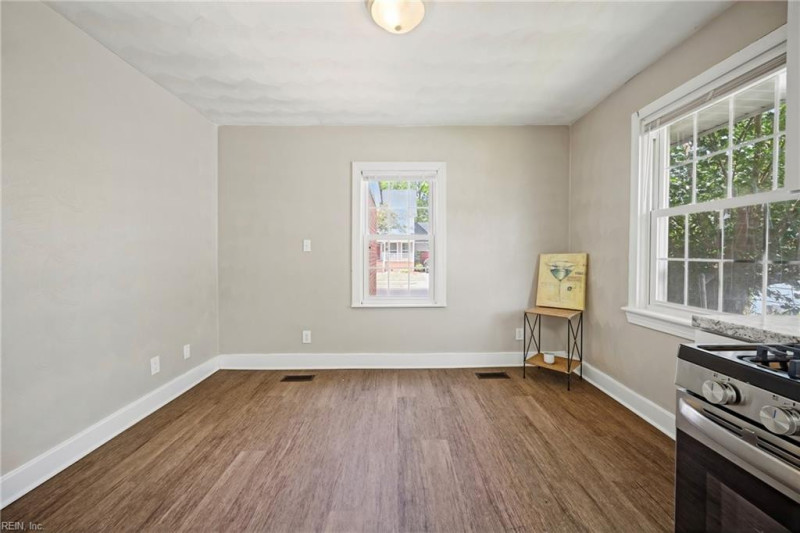 Photo 9 of 46 residential for sale in Norfolk virginia Photo 9 of 46 residential for sale in Norfolk virginia