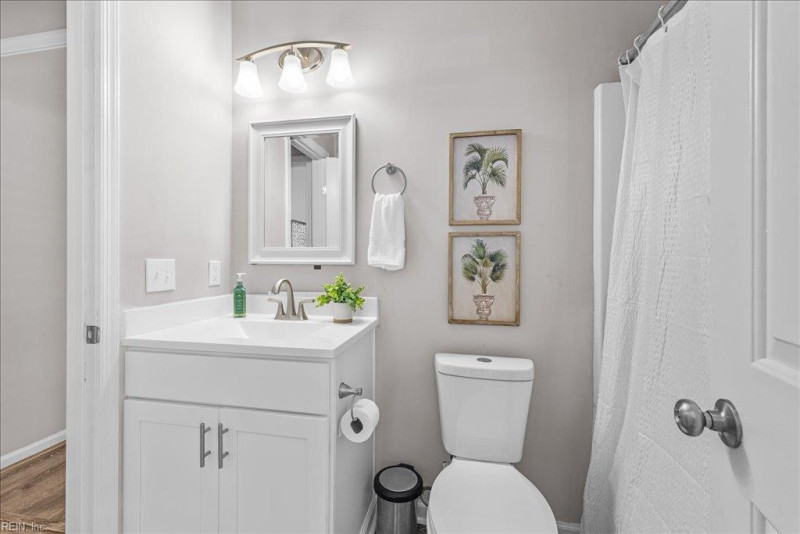 Photo 26 of 41 residential for sale in Virginia Beach virginia