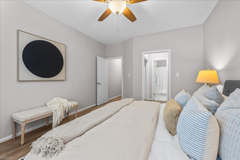 Photo 32 of 41 residential for sale in Virginia Beach virginia
