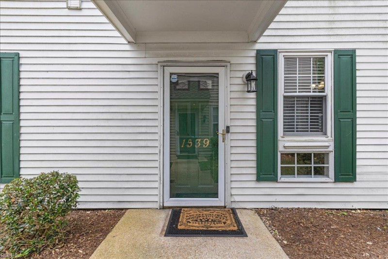 Photo 9 of 41 residential for sale in Virginia Beach virginia