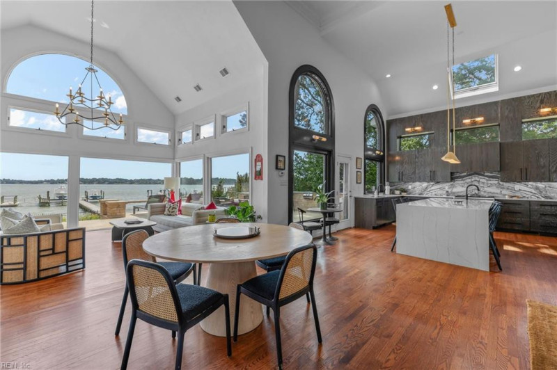 Photo 11 of 46 residential for sale in Virginia Beach virginia