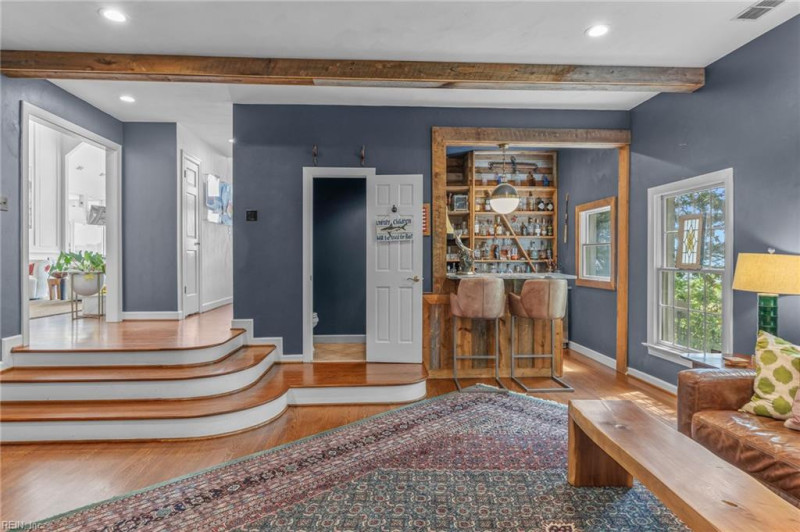 Photo 17 of 46 residential for sale in Virginia Beach virginia