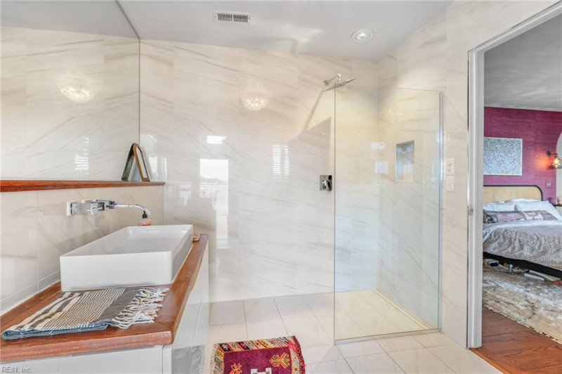 Photo 27 of 46 residential for sale in Virginia Beach virginia