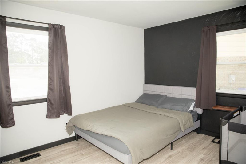 Photo 13 of 20 rental for rent in Portsmouth virginia