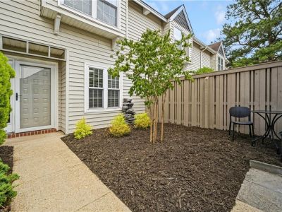 property image for 5012 Glenwood Way VIRGINIA BEACH VA 23456