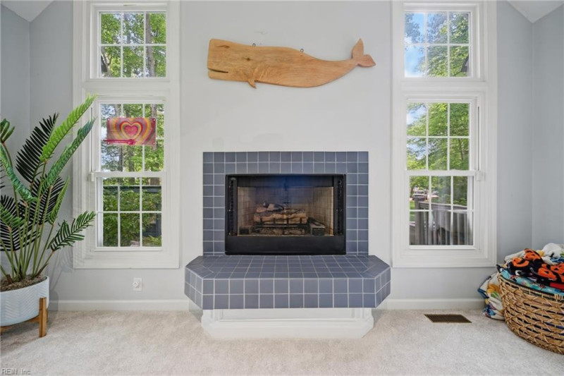 Photo 12 of 50 residential for sale in Chesapeake virginia