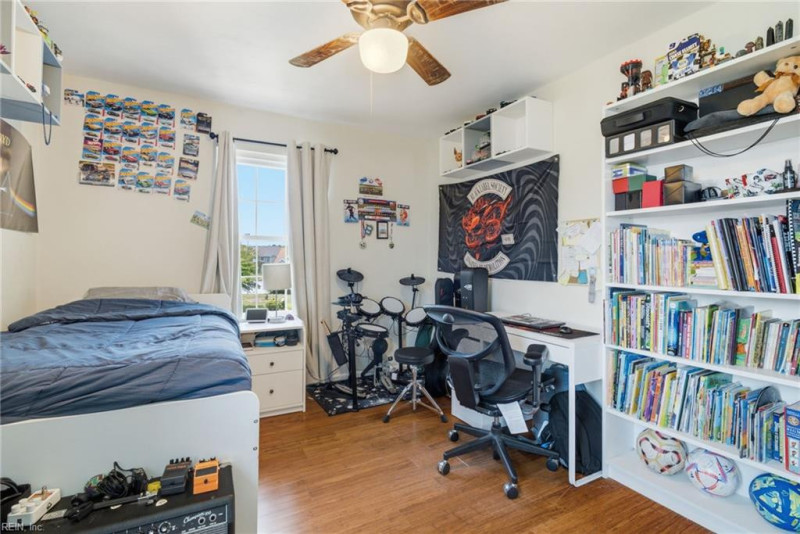 Photo 32 of 44 residential for sale in Virginia Beach virginia