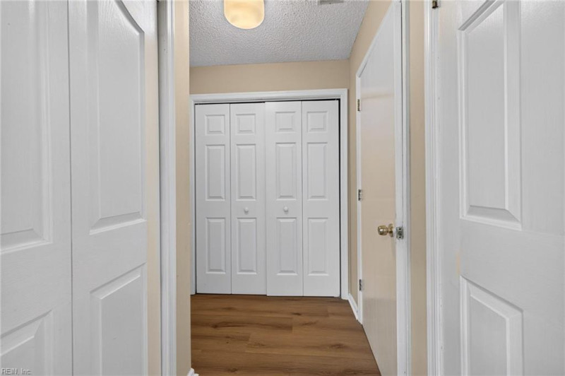 Photo 12 of 30 residential for sale in Chesapeake virginia