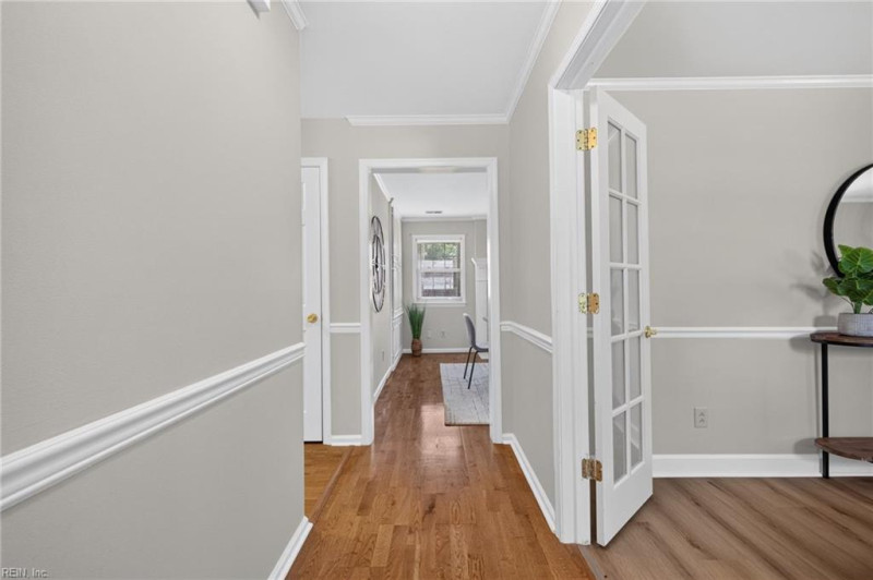 Photo 2 of 30 residential for sale in Chesapeake virginia