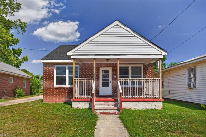 Photo 1 of 21 residential for sale in Suffolk virginia