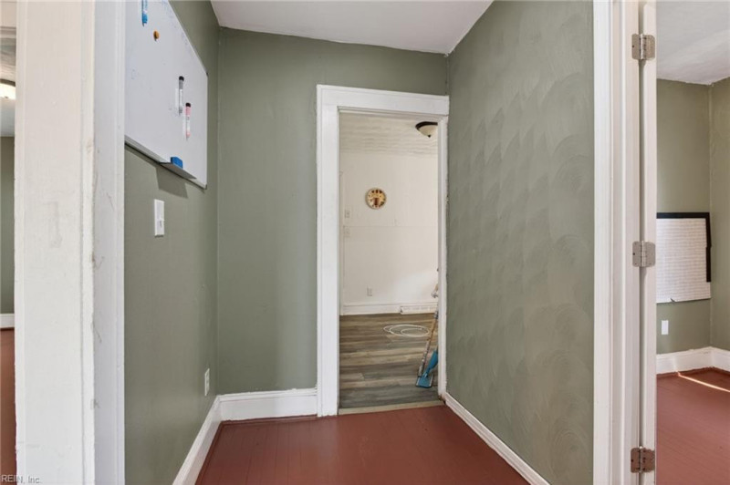Photo 12 of 21 residential for sale in Suffolk virginia