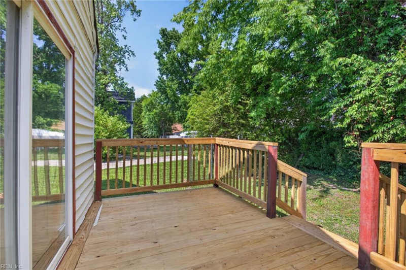 Photo 2 of 21 residential for sale in Suffolk virginia