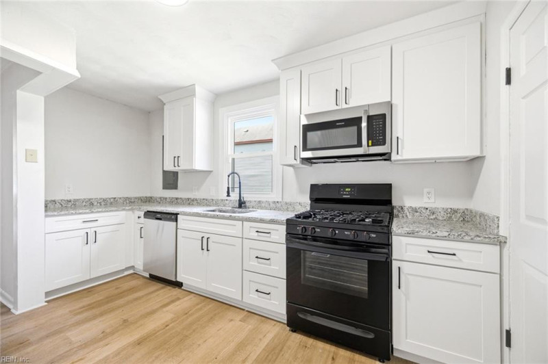 Photo 2 of 14 residential for sale in Newport News virginia