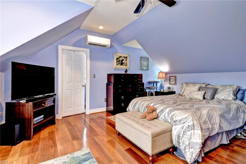 Photo 30 of 49 residential for sale in James City County virginia