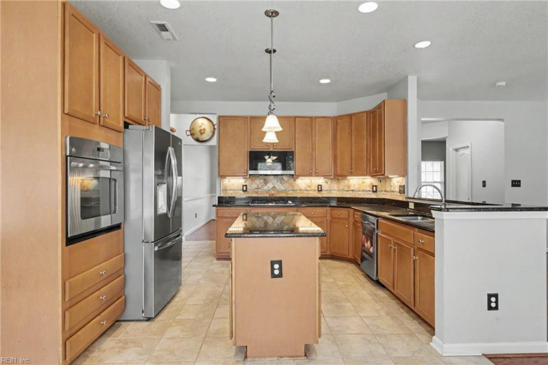 Photo 20 of 45 residential for sale in Suffolk virginia Photo 20 of 45 residential for sale in Suffolk virginia