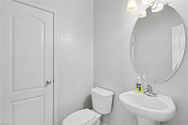Photo 9 of 45 residential for sale in Suffolk virginia Photo 9 of 45 residential for sale in Suffolk virginia