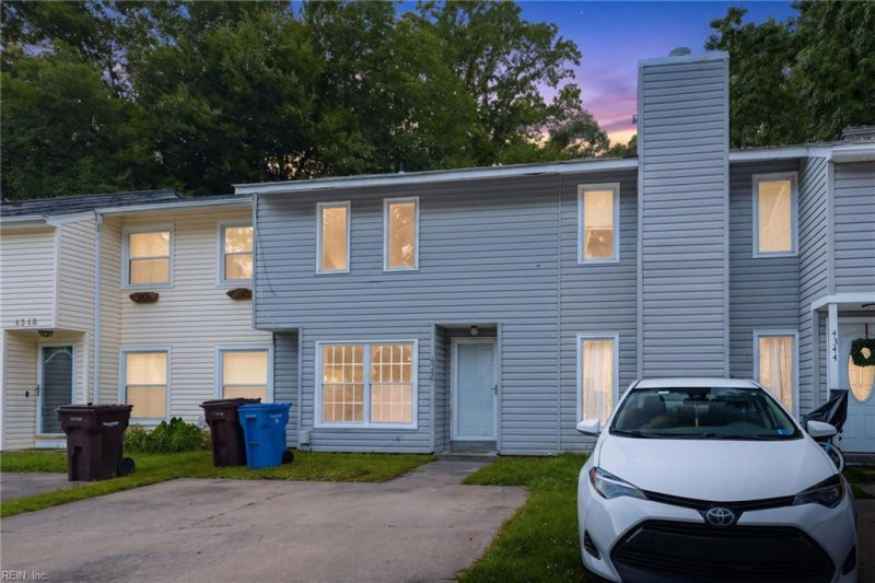 Photo 1 of 27 residential for sale in Chesapeake virginia