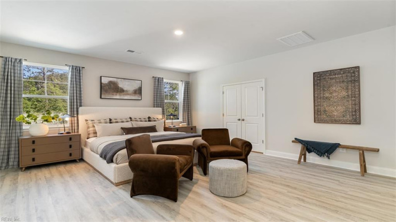 Photo 2 of 26 residential for sale in Chesapeake virginia