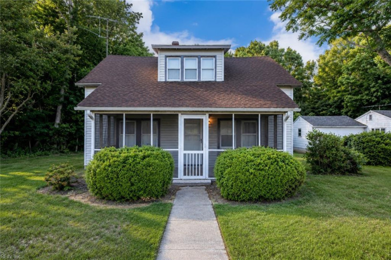 Photo 1 of 13 residential for sale in Accomack County virginia