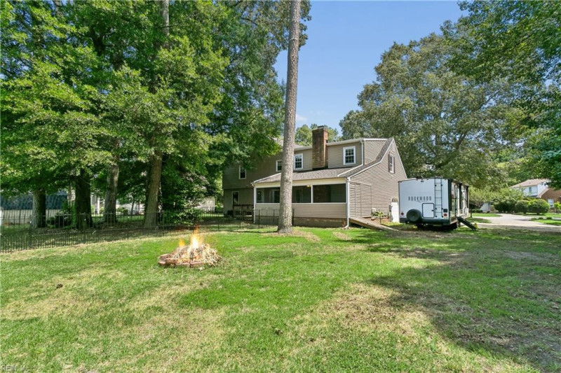 Photo 42 of 45 residential for sale in Poquoson virginia Photo 42 of 45 residential for sale in Poquoson virginia