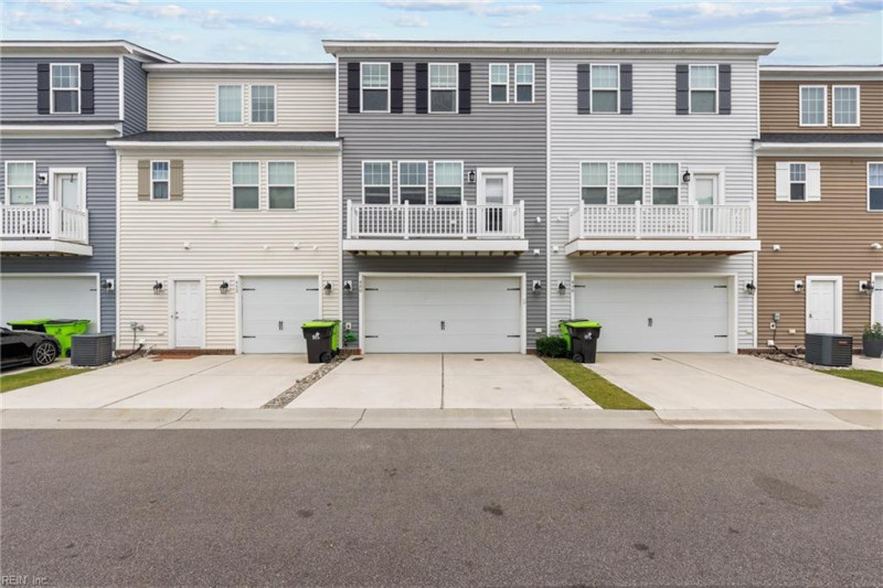 Photo 8 of 24 residential for sale in Chesapeake virginia Photo 8 of 24 residential for sale in Chesapeake virginia