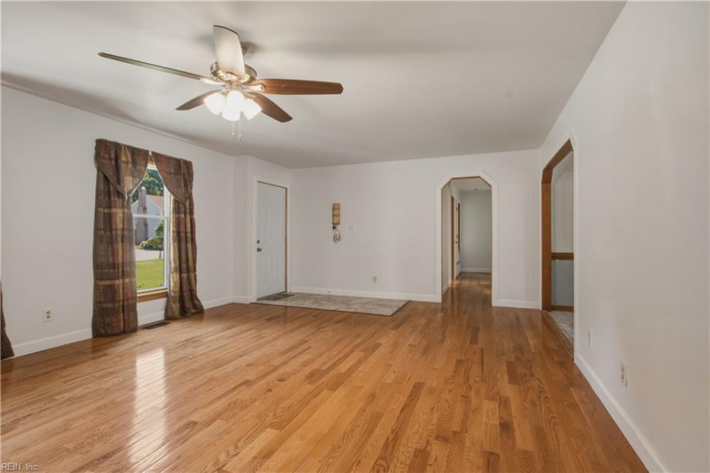 Photo 11 of 44 residential for sale in Portsmouth virginia Photo 11 of 44 residential for sale in Portsmouth virginia