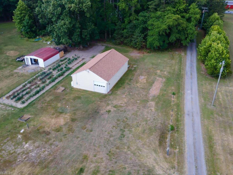 Photo 36 of 43 residential for sale in Isle of Wight County virginia Photo 36 of 43 residential for sale in Isle of Wight County virginia