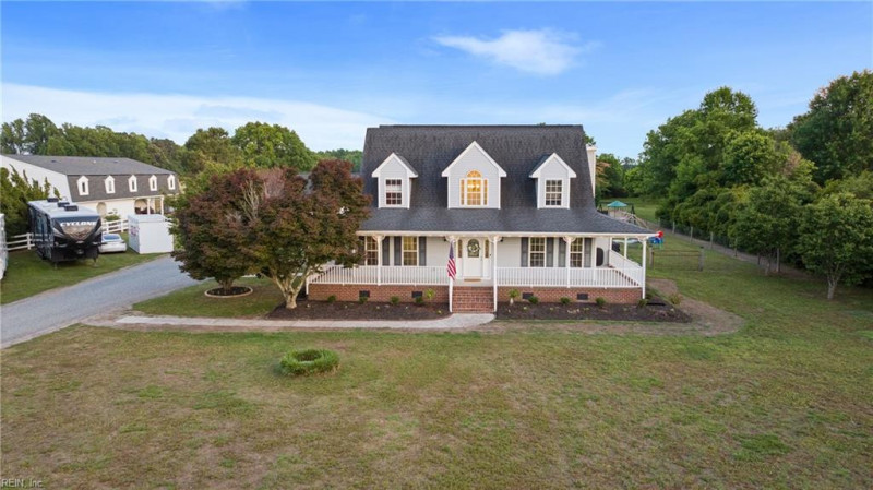 Photo 15 of 50 residential for sale in Chesapeake virginia