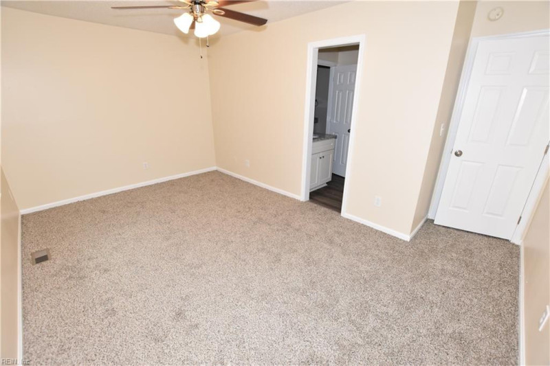 Photo 15 of 26 rental for rent in Chesapeake virginia