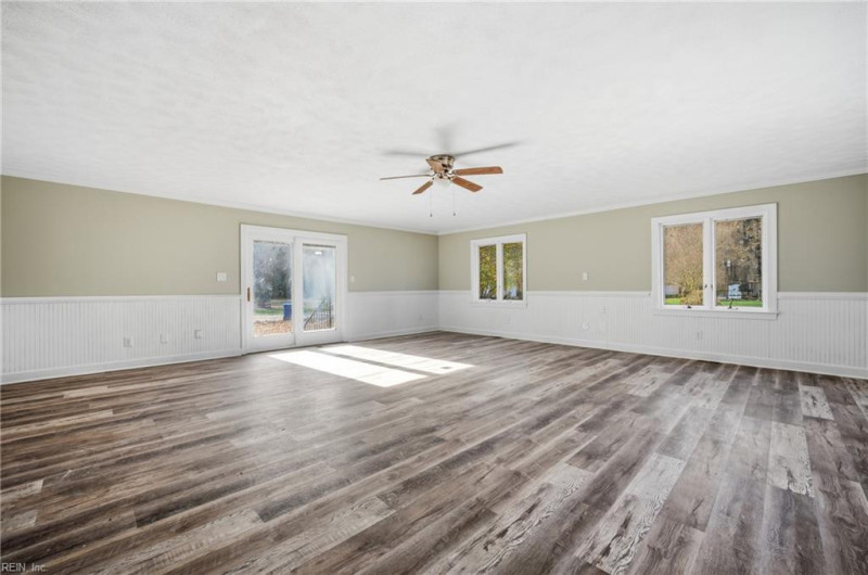 Photo 13 of 42 rental for rent in Poquoson virginia