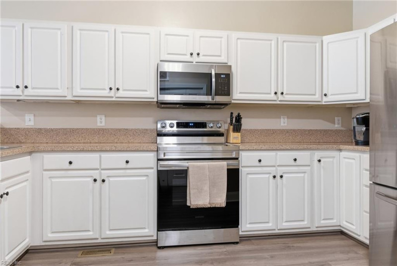 Photo 8 of 25 residential for sale in Norfolk virginia Photo 8 of 25 residential for sale in Norfolk virginia