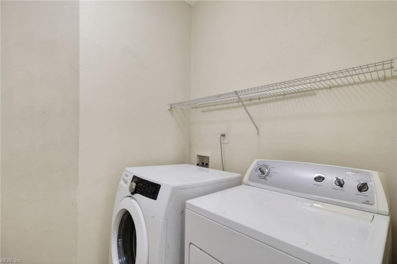 Photo 11 of 50 residential for sale in Chesapeake virginia