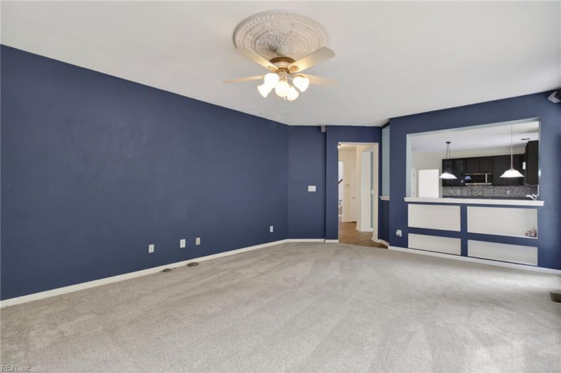 Photo 15 of 50 residential for sale in Chesapeake virginia