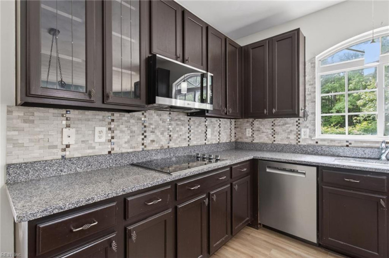 Photo 22 of 50 residential for sale in Chesapeake virginia