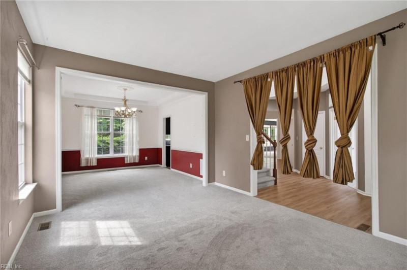 Photo 28 of 50 residential for sale in Chesapeake virginia