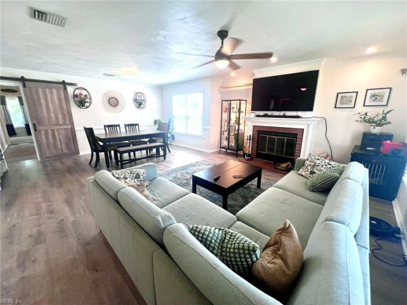 Photo 5 of 49 rental for rent in Virginia Beach virginia