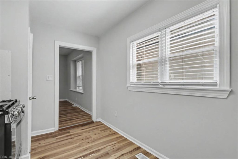 Photo 9 of 36 residential for sale in Norfolk virginia Photo 9 of 36 residential for sale in Norfolk virginia
