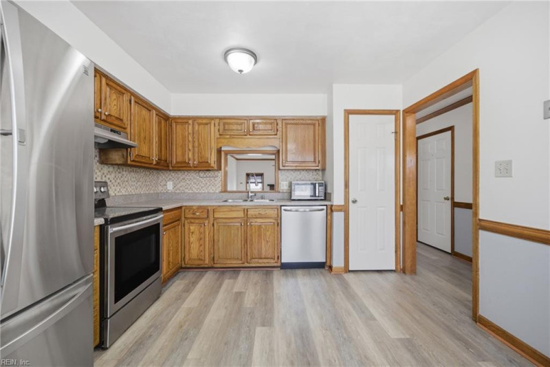 Photo 15 of 32 rental for rent in Virginia Beach virginia