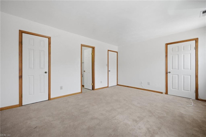 Photo 21 of 32 rental for rent in Virginia Beach virginia