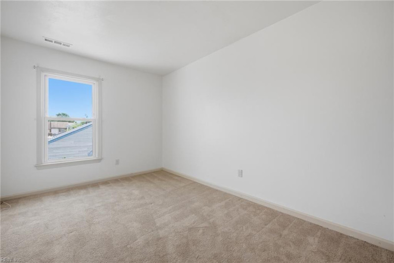 Photo 24 of 32 rental for rent in Virginia Beach virginia