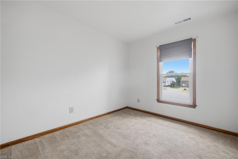 Photo 26 of 32 rental for rent in Virginia Beach virginia