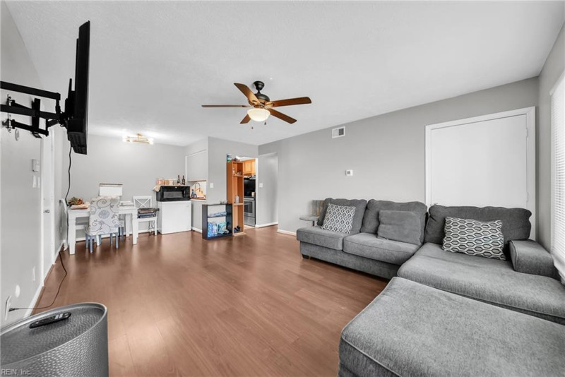 Photo 5 of 28 residential for sale in Hampton virginia Photo 5 of 28 residential for sale in Hampton virginia