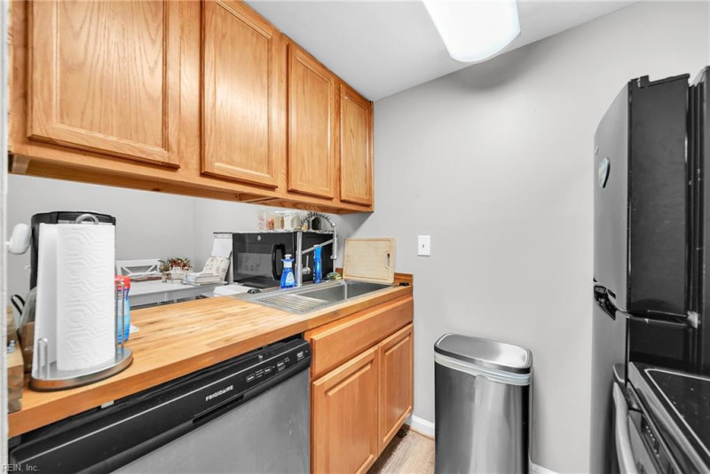 Photo 8 of 28 residential for sale in Hampton virginia Photo 8 of 28 residential for sale in Hampton virginia