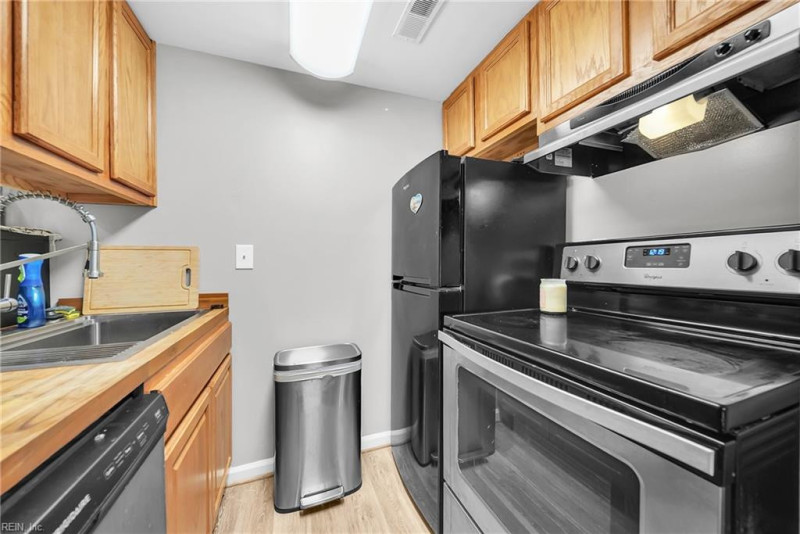 Photo 9 of 28 residential for sale in Hampton virginia Photo 9 of 28 residential for sale in Hampton virginia