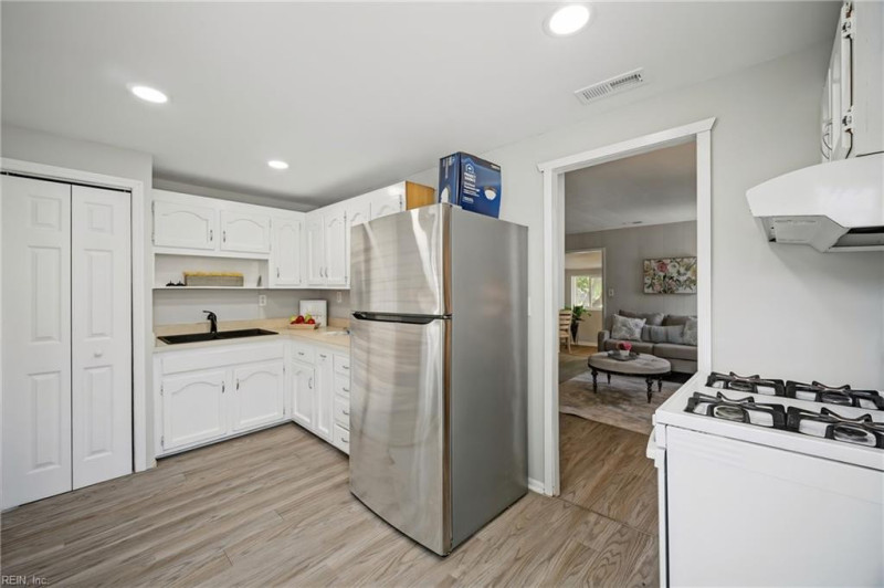 Photo 13 of 29 residential for sale in Norfolk virginia Photo 13 of 29 residential for sale in Norfolk virginia