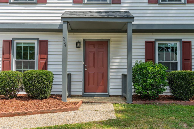 Photo 4 of 43 residential for sale in Newport News virginia Photo 4 of 43 residential for sale in Newport News virginia