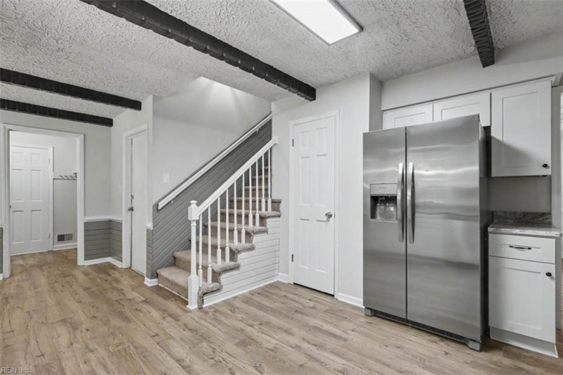 Photo 18 of 35 residential for sale in Chesapeake virginia