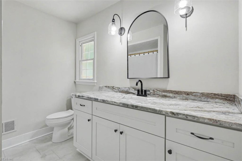 Photo 30 of 35 residential for sale in Chesapeake virginia