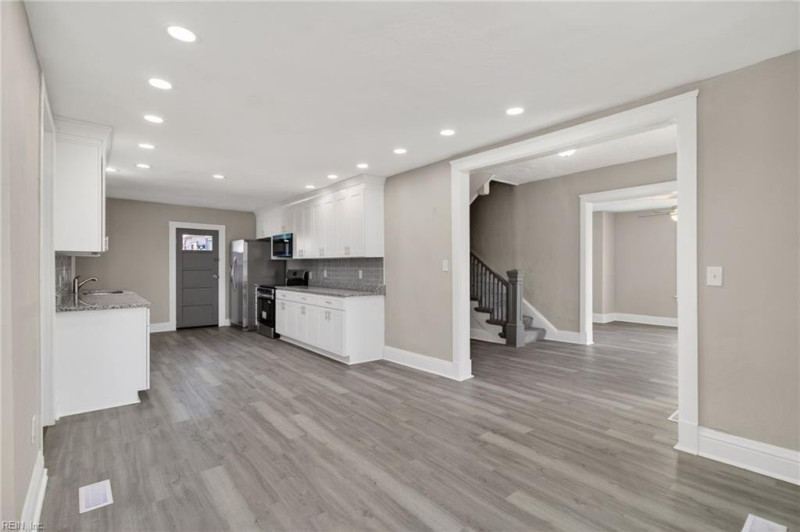 Photo 12 of 34 residential for sale in Norfolk virginia Photo 12 of 34 residential for sale in Norfolk virginia