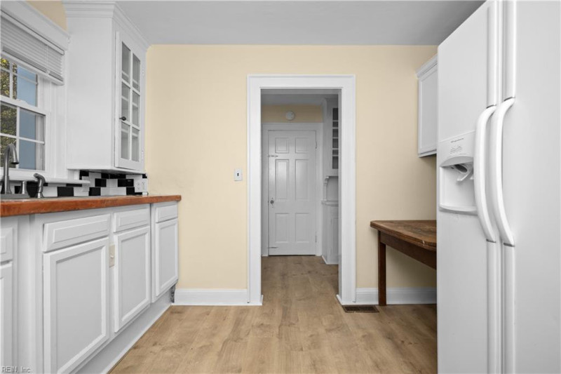 Photo 18 of 48 rental for rent in Norfolk virginia